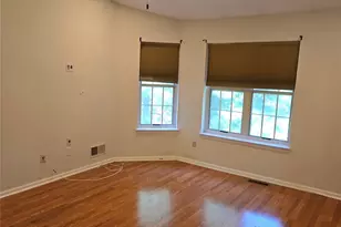 1506 Pondcrest Ln, White Plains, NY 10607 - Photo 20