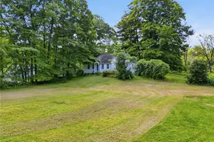 225 Succabone Rd, Bedford Corners, NY 10549 - Photo 2
