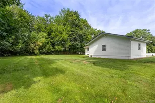 38 Sams Path, Rocky Point, NY 11778 - Photo 18