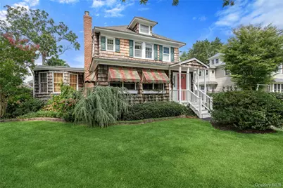 51 Hamilton Street, Sayville, NY 11782 - Photo 2