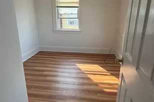 42 W Lincoln Ave, Valley Stream, NY 11580 - Photo 6