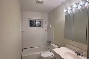 143 E Parkview Dr, Shirley, NY 11967 - Photo 4