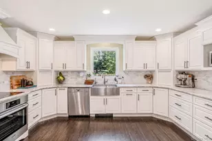 22 Ashley Ln, Shoreham, NY 11786 - Photo 12