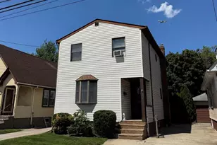 962 Gabriel Ave, Franklin Square, NY 11010 - Photo 2