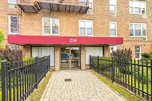 250 N Broadway, Yonkers, NY 10701 - Photo 4