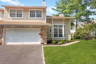 103 Colony Dr, Holbrook, NY 11741 - Photo 2