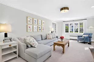 69 Eakins Rd, Manhasset, NY 11030 - Photo 4