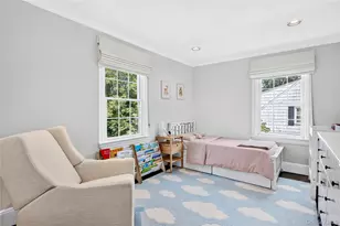 69 Eakins Rd, Manhasset, NY 11030 - Photo 18