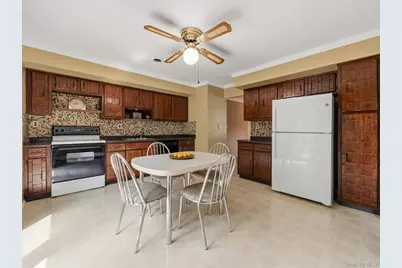 59 Mallory Road, Spring Valley, NY 10977 - Photo 8