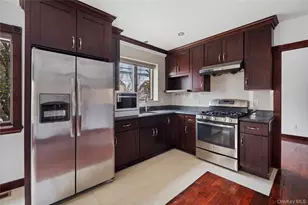 69-03 Cloverdale Blvd, Oakland Gardens, NY 11364 - Photo 4