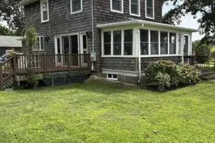 13700 Oregon Rd, Cutchogue, NY 11935 - Photo 2