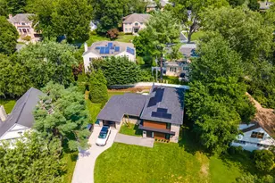 5 Market Ln, Great Neck, NY 11020 - Photo 20