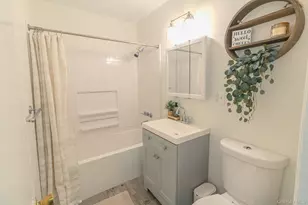 23 Village Park Dr, Fishkill, NY 12524 - Photo 16