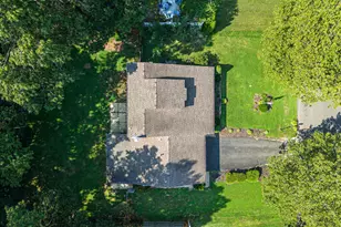 151 Sequoia Dr, Coram, NY 11727 - Photo 24