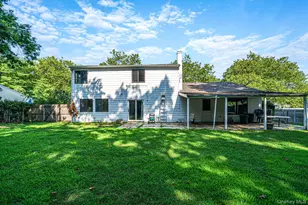 151 Sequoia Dr, Coram, NY 11727 - Photo 30
