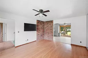 8 Imperial Dr, Miller Place, NY 11764 - Photo 4