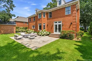 198 Kensington Rd, Garden City, NY 11530 - Photo 32