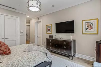 6000 Royal Court #6006, North Hills, NY 11040 - Photo 14