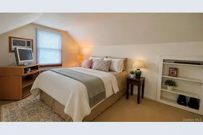 860 Helene Street, Wantagh, NY 11793 - Photo 14