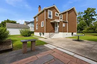 99 Homestead Pl, New Rochelle, NY 10801 - Photo 28