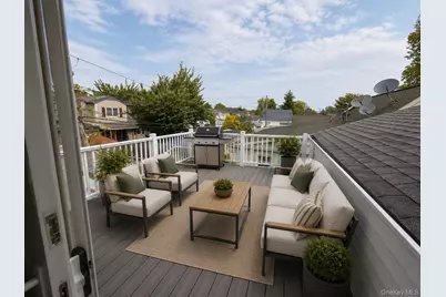 20 Daisy Lane, Levittown, NY 11756 - Photo 14