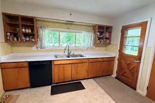 412 Brown Rd, Ellenville, NY 12428 - Photo 10