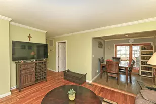 108 Connecticut Ave, Massapequa, NY 11758 - Photo 8