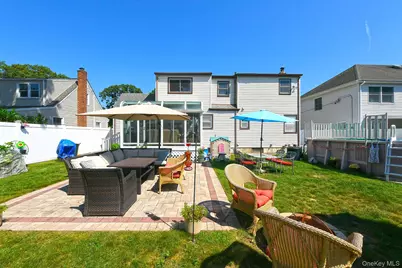 108 Connecticut Avenue, Massapequa, NY 11758 - Photo 34