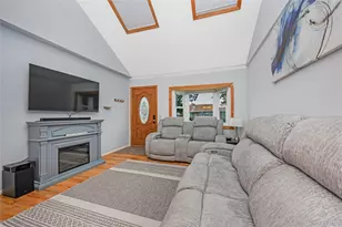 11 Delano Pl, West Babylon, NY 11704 - Photo 12