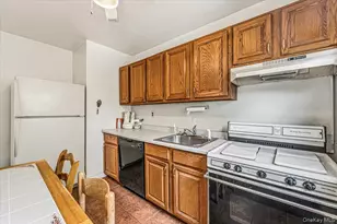 220-15 75th Ave, Oakland Gardens, NY 11364 - Photo 6