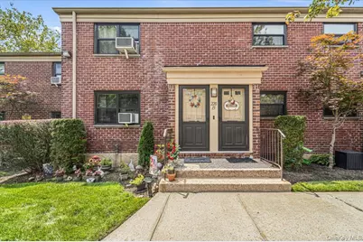 220-15 75th Avenue #86A2, Oakland Gardens, NY 11364 - Photo 12