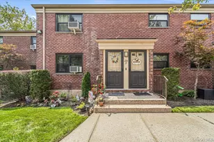 220-15 75th Ave, Oakland Gardens, NY 11364 - Photo 12