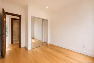 51-42 35th St, Long Island City, NY 11101 - Photo 14