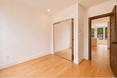 5142 35th Street, Long Island City, NY 11101 - Photo 18