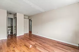 71-24 162nd St, Fresh Meadows, NY 11365 - Photo 14