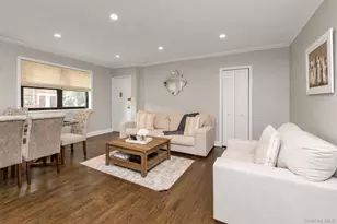 166-54 17th Rd, Whitestone, NY 11357 - Photo 4