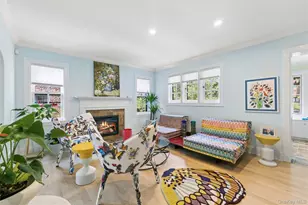 9 Whitson St, Forest Hills, NY 11375 - Photo 2