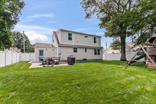 177 N Queens Ave, Massapequa, NY 11758 - Photo 30