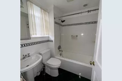 496 Windsor Place, Oceanside, NY 11572 - Photo 24