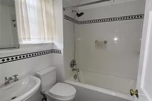 496 Windsor Pl, Oceanside, NY 11572 - Photo 24