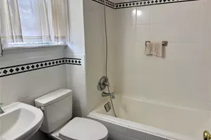 496 Windsor Pl, Oceanside, NY 11572 - Photo 14