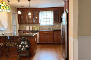 496 Windsor Pl, Oceanside, NY 11572 - Photo 8