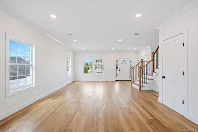 101 Brown Street, Mineola, NY 11501 - Photo 18