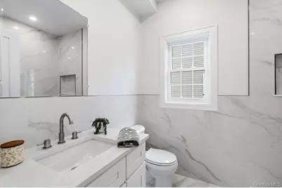 101 Brown Street, Mineola, NY 11501 - Photo 36