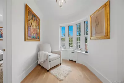 8 Midland Gardens #3i, Bronxville, NY 10708 - Photo 12