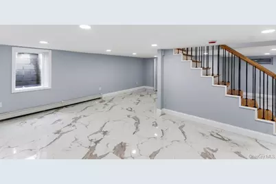 10 California Street, Hicksville, NY 11801 - Photo 38
