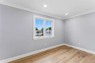 10 California St, Hicksville, NY 11801 - Photo 26