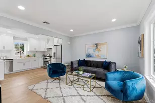 10 California St, Hicksville, NY 11801 - Photo 6