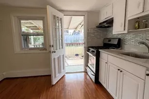 1800 Newbridge Rd, North Bellmore, NY 11710 - Photo 22