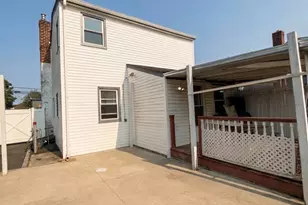 1800 Newbridge Rd, North Bellmore, NY 11710 - Photo 12